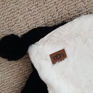 Black and beige throw